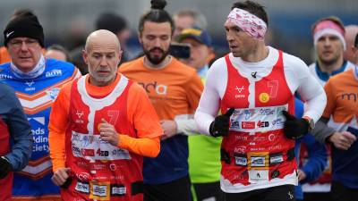 Time running out to sign up for Santa Dash and be part of Kevin SInfield's final leg